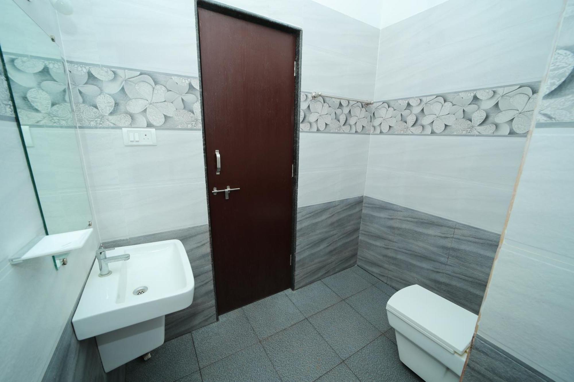 Hotel Radhma Residency Udupi Exterior photo